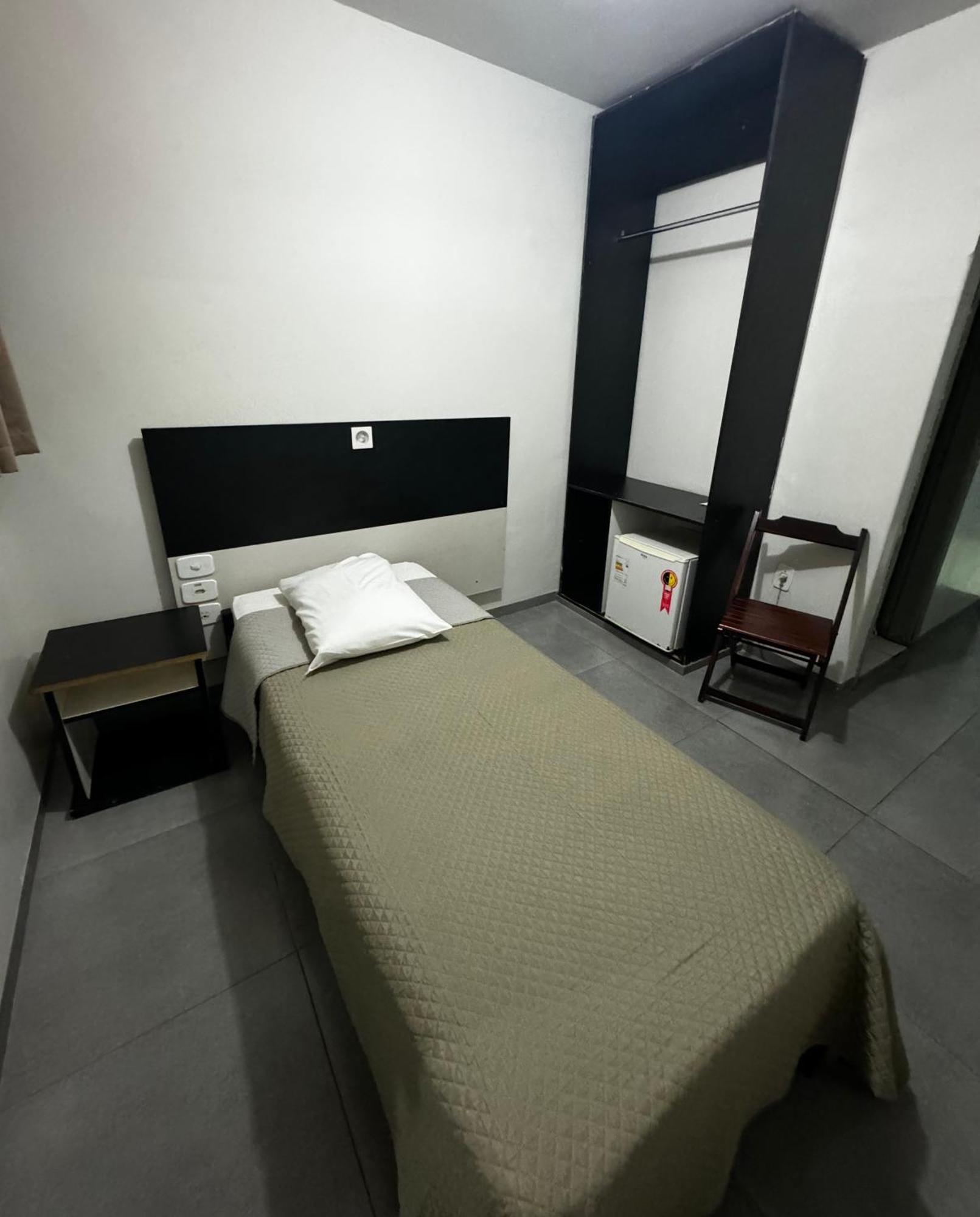 Hotel Castro Itumbiara Buitenkant foto