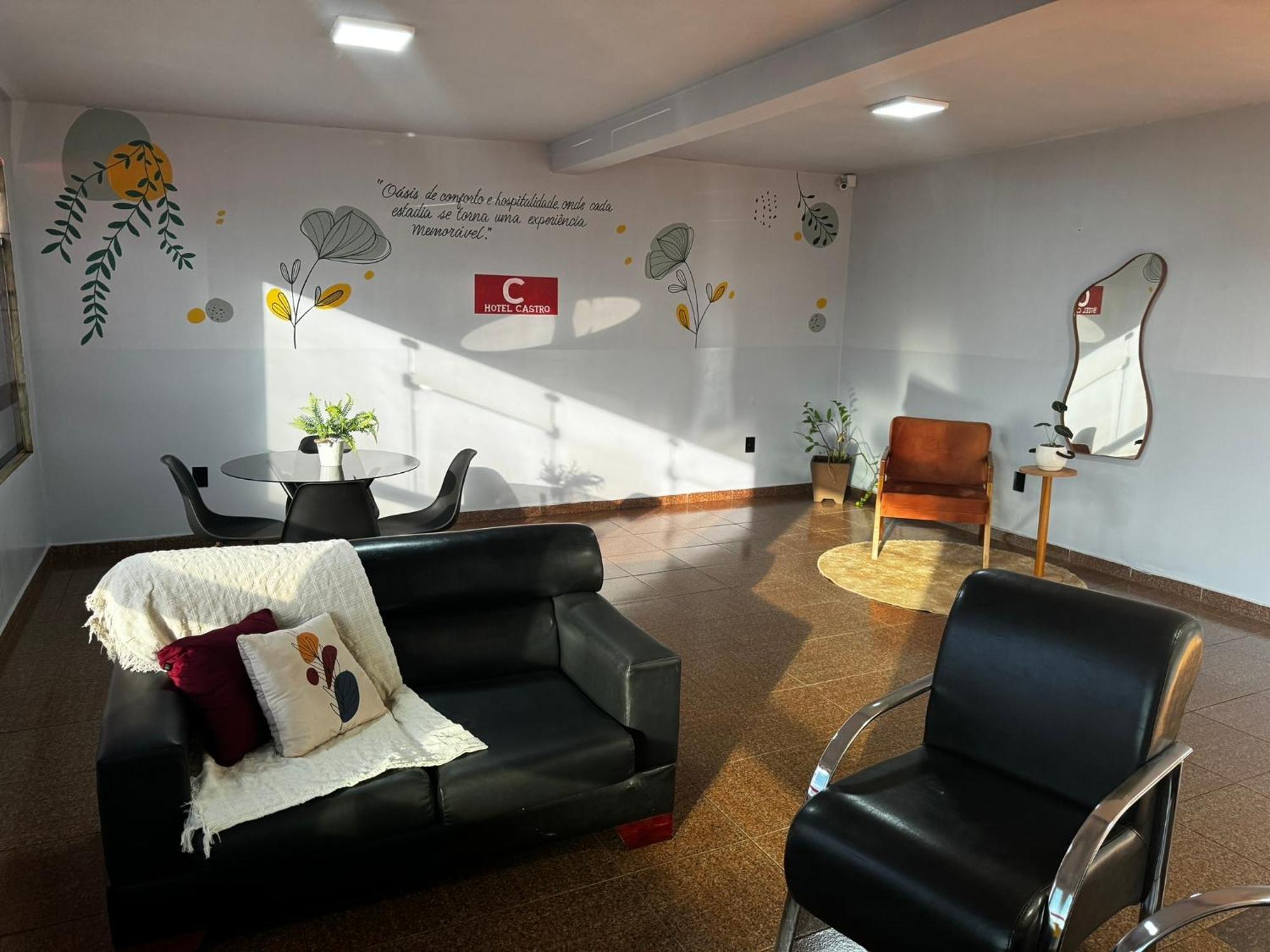 Hotel Castro Itumbiara Buitenkant foto